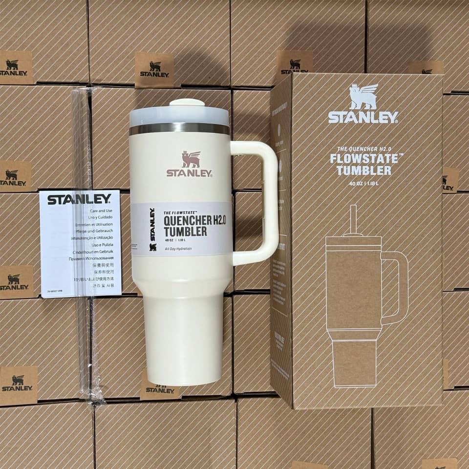 Stanley Quencher H2.0 Flow State™ Tumbler | 40 OZ Solid colors
